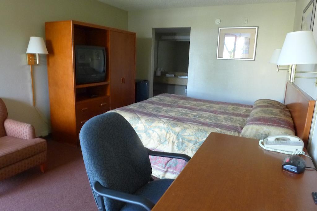 Good Nite Inn Chula Vista Ruang foto